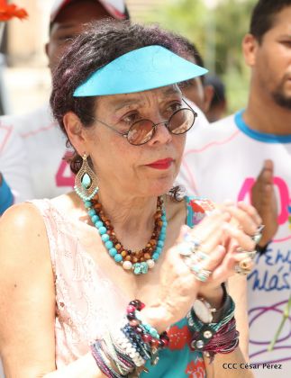 Comandante Carlos Fonseca, aquí estamos siempre luchando por la paz, porque queremos la paz