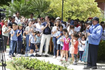 Comandante Carlos Fonseca, aquí estamos siempre luchando por la paz, porque queremos la paz