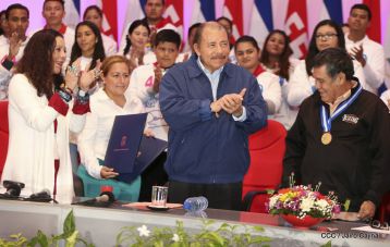 Homenaje a Alexis Argüello Tricampeón Mundial de Boxeo en el X Aniversario de su Tránsito a la Inmortalidad