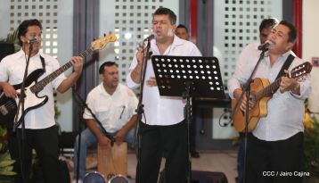 Homenaje a Alexis Argüello Tricampeón Mundial de Boxeo en el X Aniversario de su Tránsito a la Inmortalidad