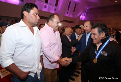Homenaje a Alexis Argüello Tricampeón Mundial de Boxeo en el X Aniversario de su Tránsito a la Inmortalidad