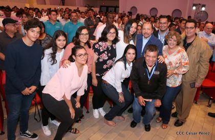 Homenaje a Alexis Argüello Tricampeón Mundial de Boxeo en el X Aniversario de su Tránsito a la Inmortalidad