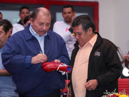Homenaje a Alexis Argüello Tricampeón Mundial de Boxeo en el X Aniversario de su Tránsito a la Inmortalidad