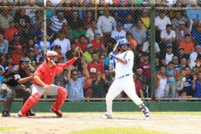 Familias matagalpinas disfrutaron el tercer partido de la serie amistosa entre Nicaragua y Cuba