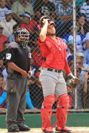 Familias matagalpinas disfrutaron el tercer partido de la serie amistosa entre Nicaragua y Cuba