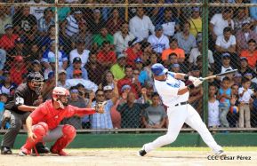 Familias matagalpinas disfrutaron el tercer partido de la serie amistosa entre Nicaragua y Cuba