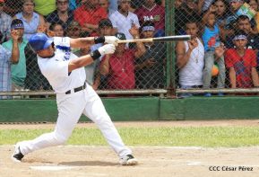Familias matagalpinas disfrutaron el tercer partido de la serie amistosa entre Nicaragua y Cuba