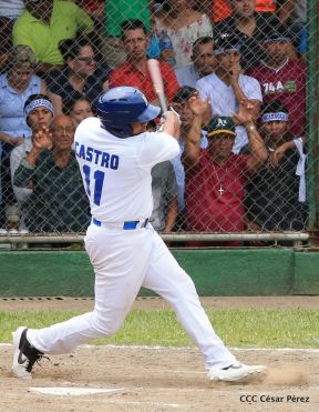 Familias matagalpinas disfrutaron el tercer partido de la serie amistosa entre Nicaragua y Cuba
