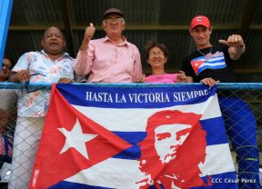Familias matagalpinas disfrutaron el tercer partido de la serie amistosa entre Nicaragua y Cuba