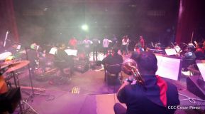 Cantos a la Revolución desde el Teatro Nacional Rubén Darío