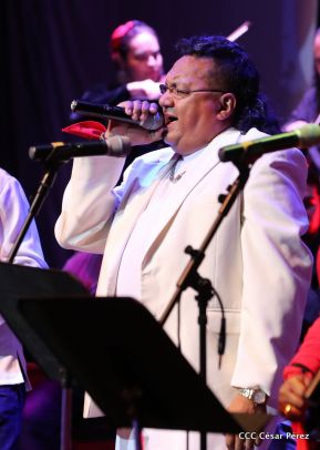 Cantos a la Revolución desde el Teatro Nacional Rubén Darío