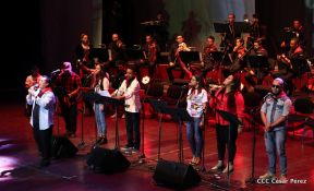 Cantos a la Revolución desde el Teatro Nacional Rubén Darío