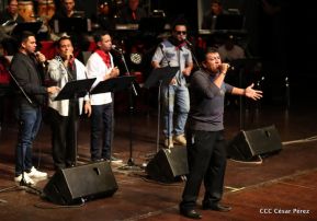 Cantos a la Revolución desde el Teatro Nacional Rubén Darío