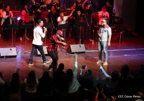 Cantos a la Revolución desde el Teatro Nacional Rubén Darío