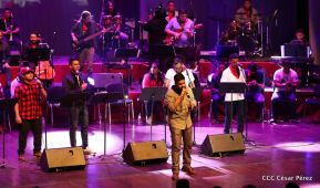 Cantos a la Revolución desde el Teatro Nacional Rubén Darío