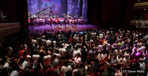 Cantos a la Revolución desde el Teatro Nacional Rubén Darío