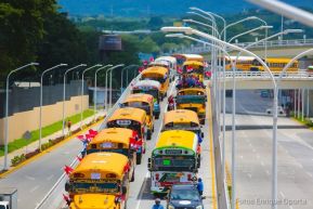 Caravanas de la victoria entran a Managua 