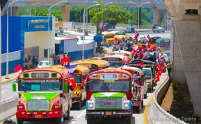 Caravanas de la victoria entran a Managua 