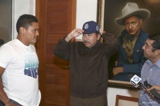  Presidente Daniel se reúne con el bigleaguer Everth Cabrera