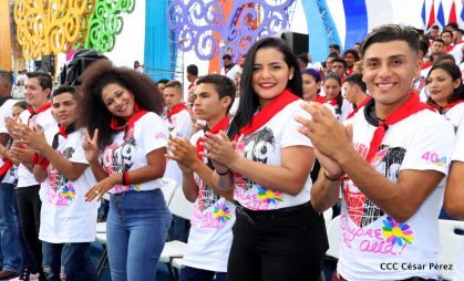 40/19 ¡Siempre Más Allá! celebrando la esperanza, el amor y la paz