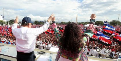 40/19 ¡Siempre Más Allá! celebrando la esperanza, el amor y la paz
