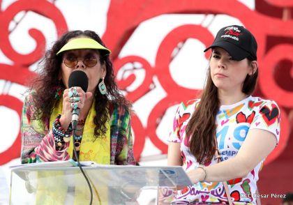 40/19 ¡Siempre Más Allá! celebrando la esperanza, el amor y la paz