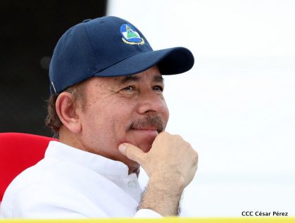 40/19 ¡Siempre Más Allá! celebrando la esperanza, el amor y la paz