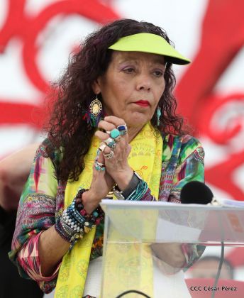 40/19 ¡Siempre Más Allá! celebrando la esperanza, el amor y la paz