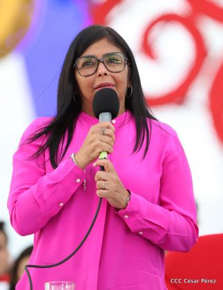 40/19 ¡Siempre Más Allá! celebrando la esperanza, el amor y la paz