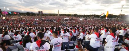 40/19 ¡Siempre Más Allá! celebrando la esperanza, el amor y la paz