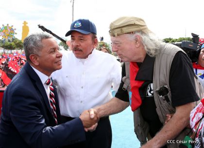 40/19 ¡Siempre Más Allá! celebrando la esperanza, el amor y la paz
