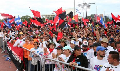 40/19 ¡Siempre Más Allá! celebrando la esperanza, el amor y la paz