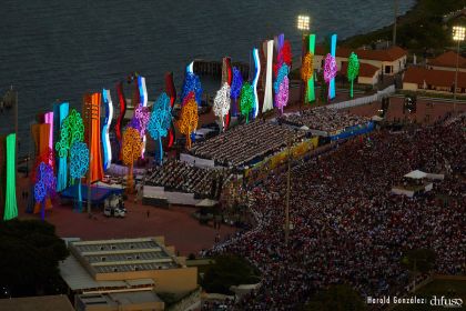 40/19 ¡Siempre Más Allá! celebrando la esperanza, el amor y la paz