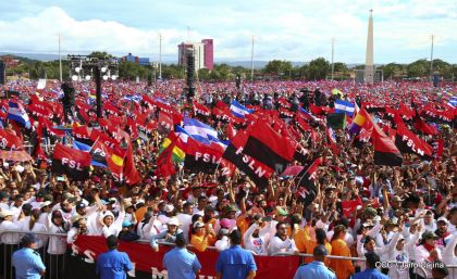 40/19 ¡Siempre Más Allá! celebrando la esperanza, el amor y la paz