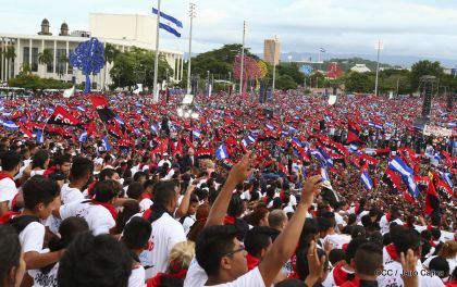 40/19 ¡Siempre Más Allá! celebrando la esperanza, el amor y la paz