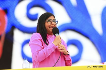 40/19 ¡Siempre Más Allá! celebrando la esperanza, el amor y la paz