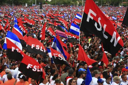 40/19 ¡Siempre Más Allá! celebrando la esperanza, el amor y la paz