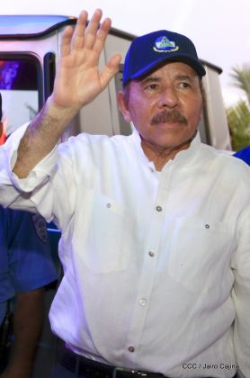 40/19 ¡Siempre Más Allá! celebrando la esperanza, el amor y la paz