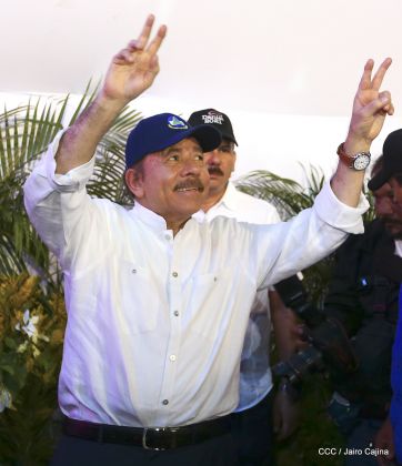 40/19 ¡Siempre Más Allá! celebrando la esperanza, el amor y la paz