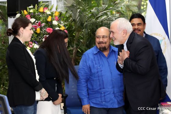 Encuentro del presidente Daniel Ortega y la compañera Rosario Murillo con el canciller de Irán