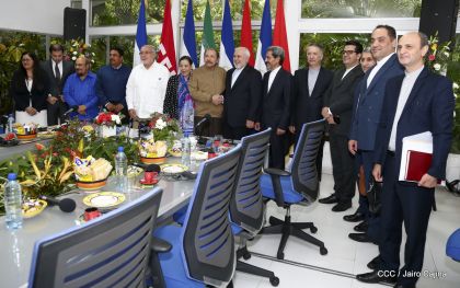 Encuentro del presidente Daniel Ortega y la compañera Rosario Murillo con el canciller de Irán