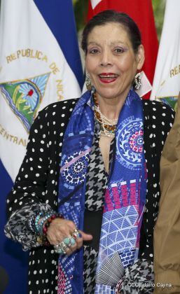 Encuentro del presidente Daniel Ortega y la compañera Rosario Murillo con el canciller de Irán