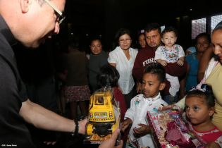 Familias participan en último día del novenario al Niño Dios