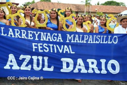 Leoneses conmemoran 131 aniversario de la publicación de Azul de Rubén Darío