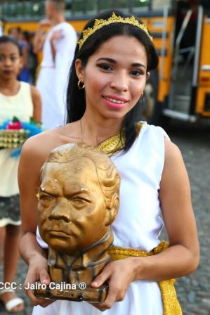 Leoneses conmemoran 131 aniversario de la publicación de Azul de Rubén Darío