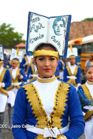 Leoneses conmemoran 131 aniversario de la publicación de Azul de Rubén Darío