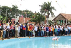 Celebran el 65 natalicio del comandante Hugo Chávez