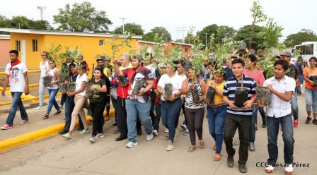 Celebran el 65 natalicio del comandante Hugo Chávez