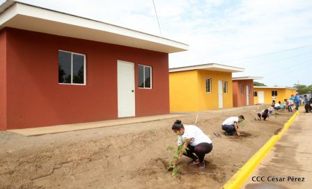Celebran el 65 natalicio del comandante Hugo Chávez