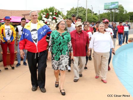 Celebran el 65 natalicio del comandante Hugo Chávez